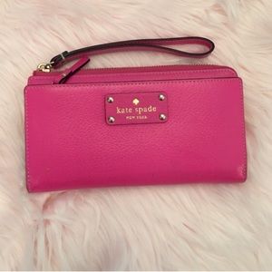 Kate spade ♠️ wristlet